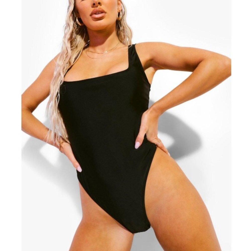 NWT Boohoo Black Essentials Square Neck Swimsuit One Piece Size Small Medium
